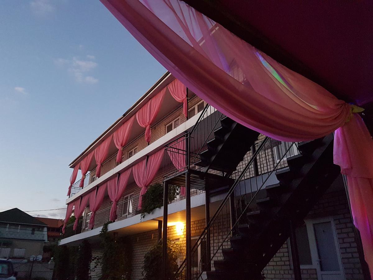 Hotel Flamingo Salisnyj Port Exterior foto